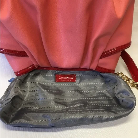 New Vera Wang Bag - Picture 6 of 9